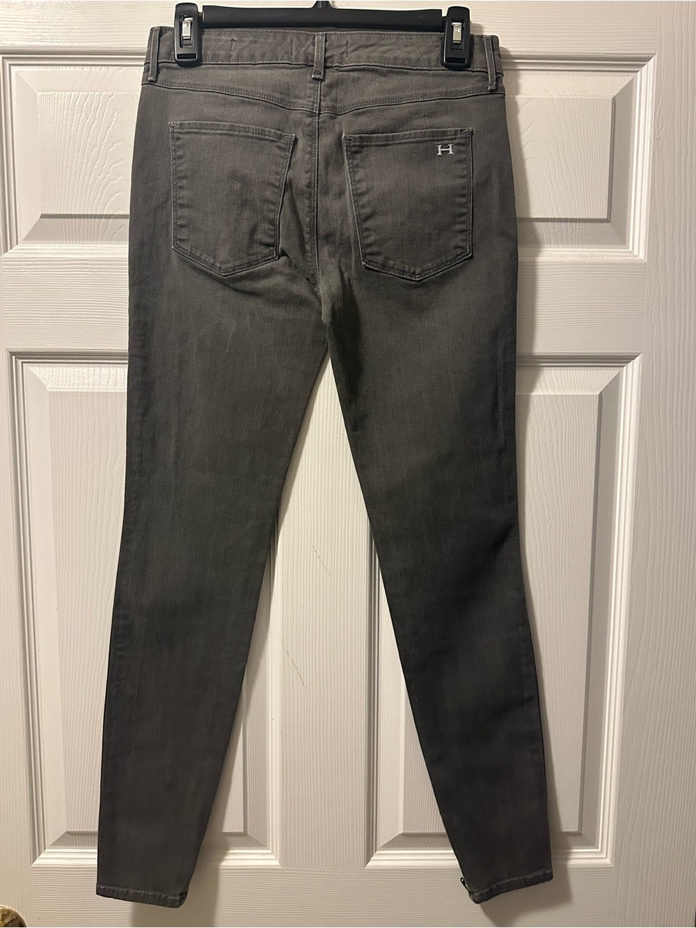 Womenโs Habitual โAlmasโ Hi-Rise Zip Skinny Jeans - Charcoal Gray - Size 26